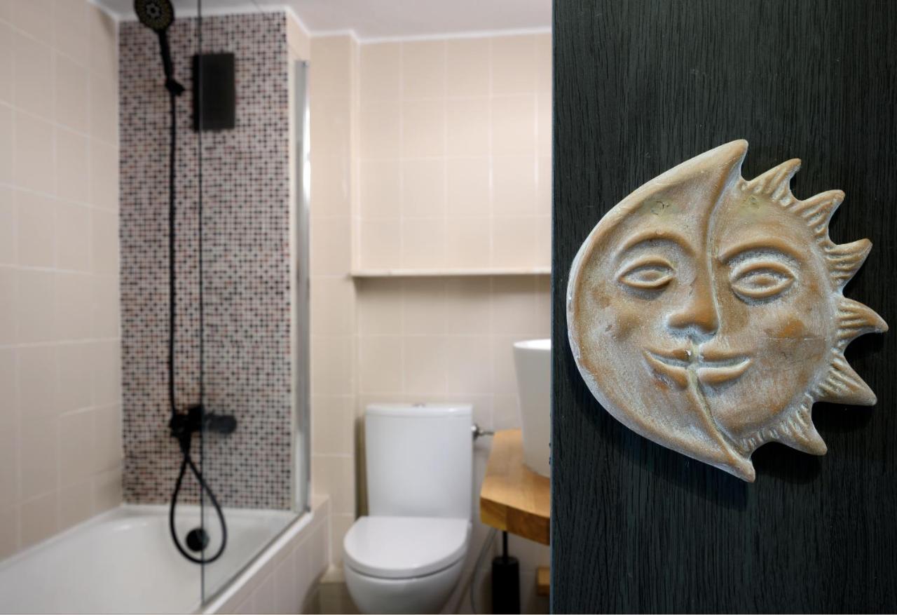 Relaxed Art Deco Maisonette Pagrati Athene Buitenkant foto